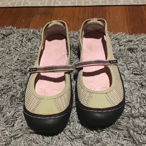 J-41 Mary Jane Sneaker Shoes